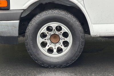 2017 Chevrolet Express Cargo 3500 3500 RWD 135"