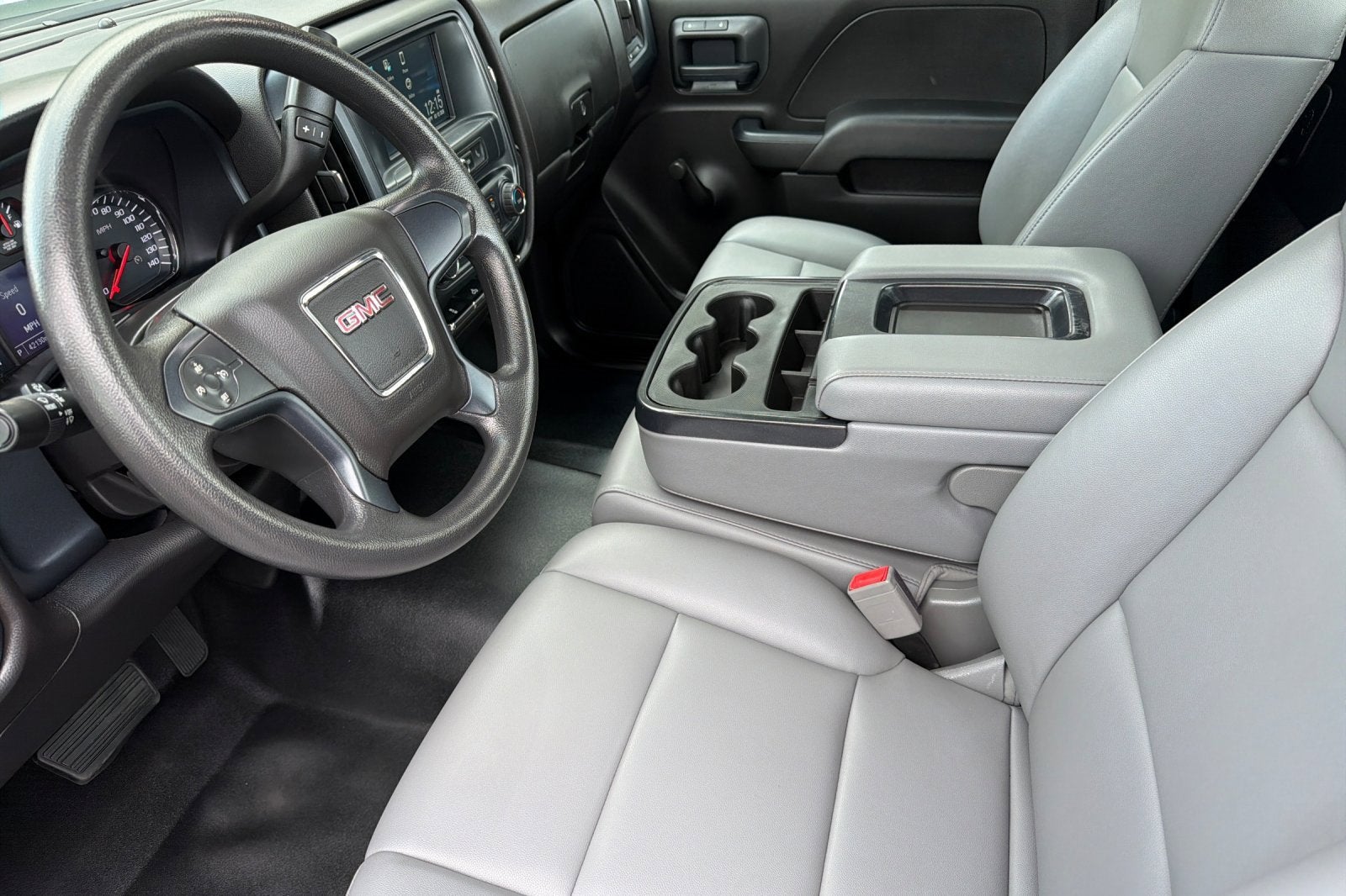 2018 GMC Sierra 3500 HD Chassis Cab REG CAB 4WD 162"