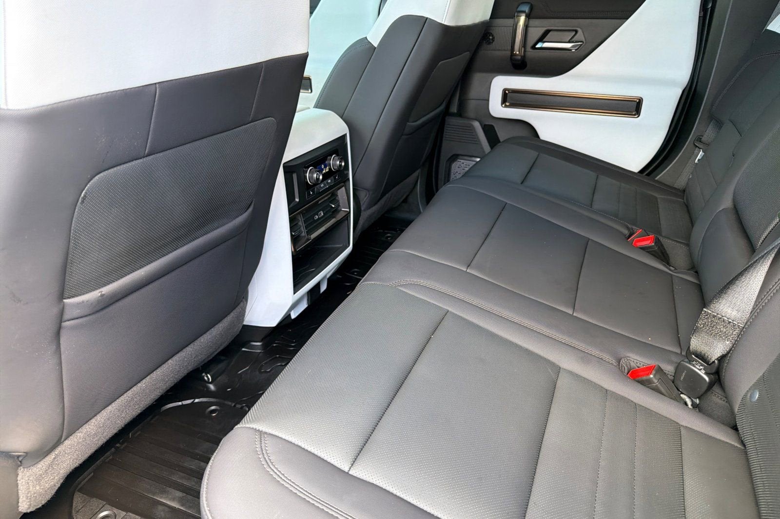 2024 GMC HUMMER EV SUV 2X