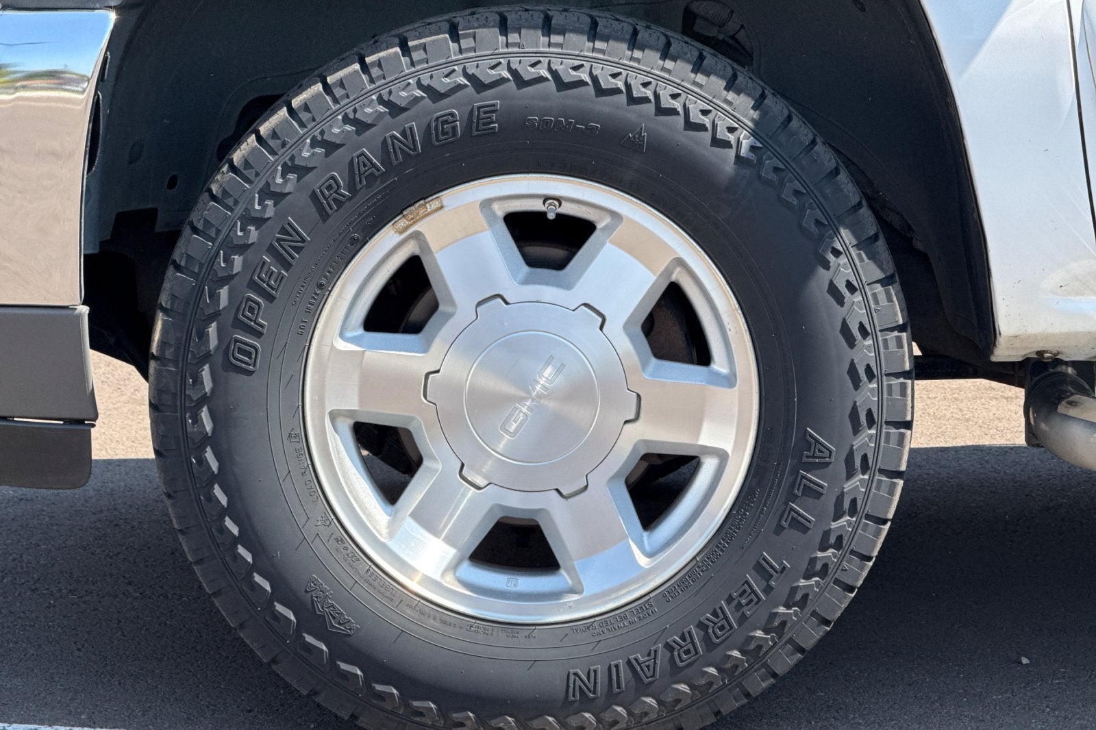 2005 GMC Yukon SLE