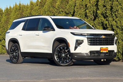 2025 Chevrolet Traverse LT