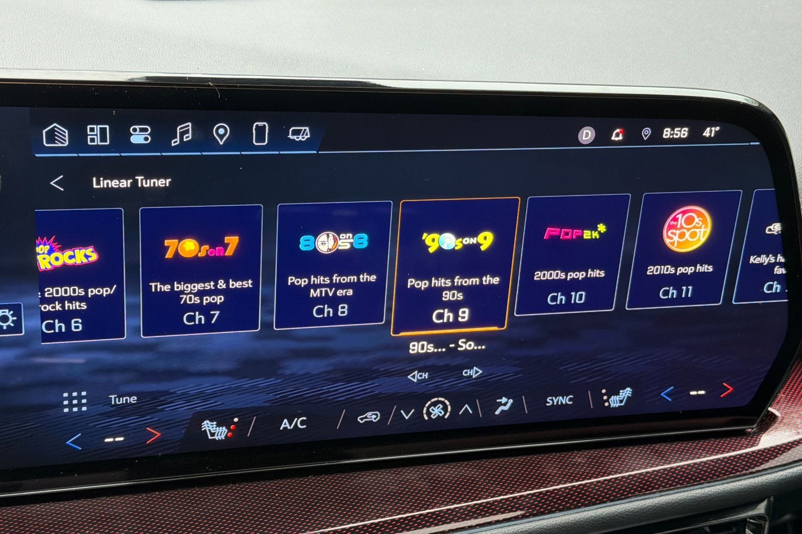 2025 Chevrolet Traverse Z71