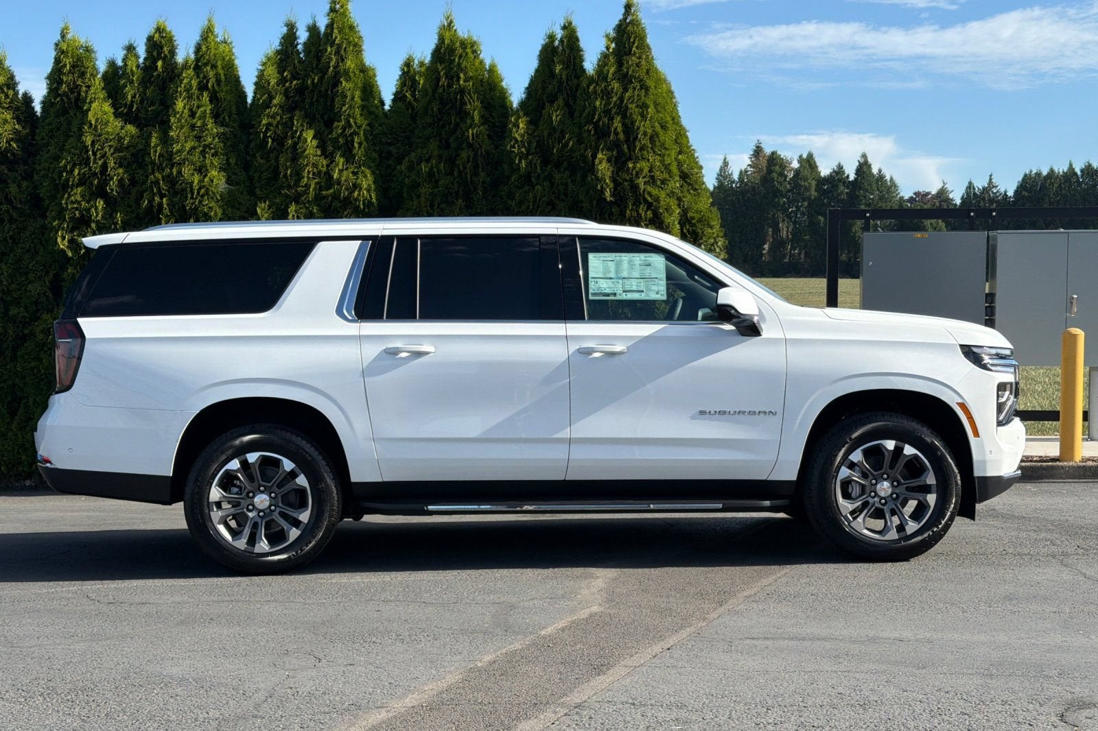 2026 Chevrolet Suburban LS