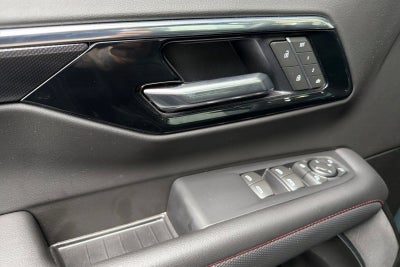 2025 Chevrolet Suburban RST