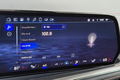 2025 Chevrolet Suburban RST