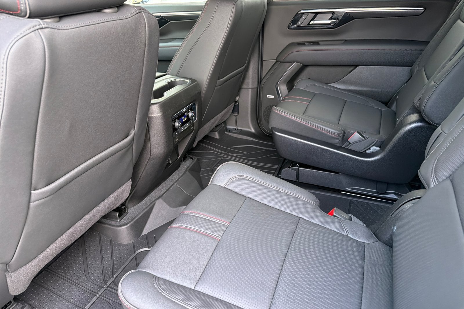 2027 Chevrolet Tahoe RST