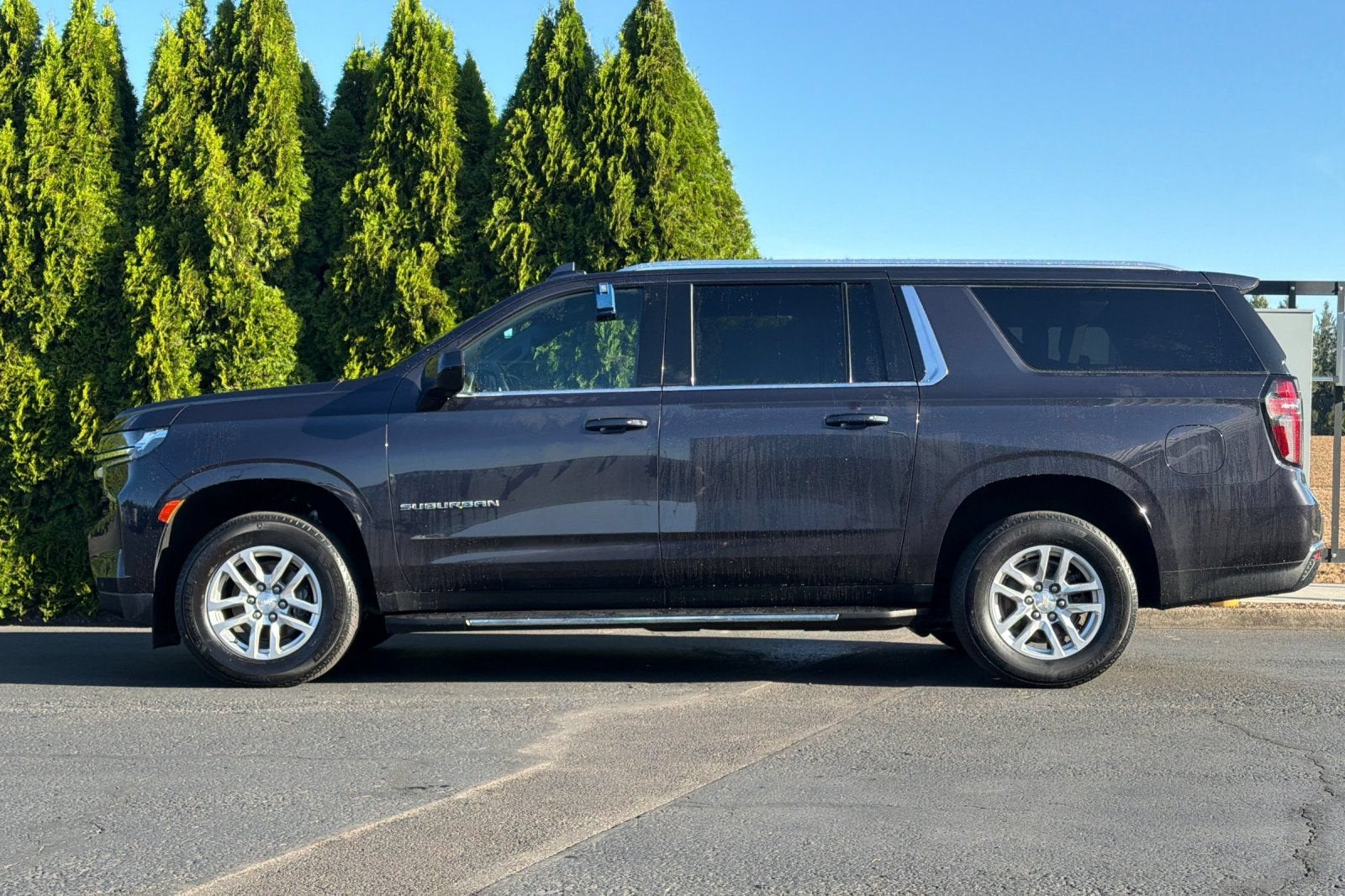 2024 Chevrolet Suburban LS