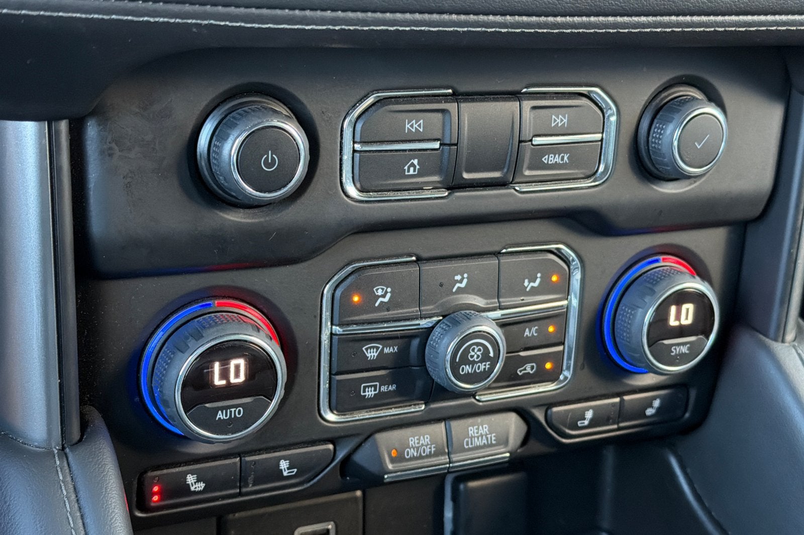 2022 Chevrolet Suburban Z71
