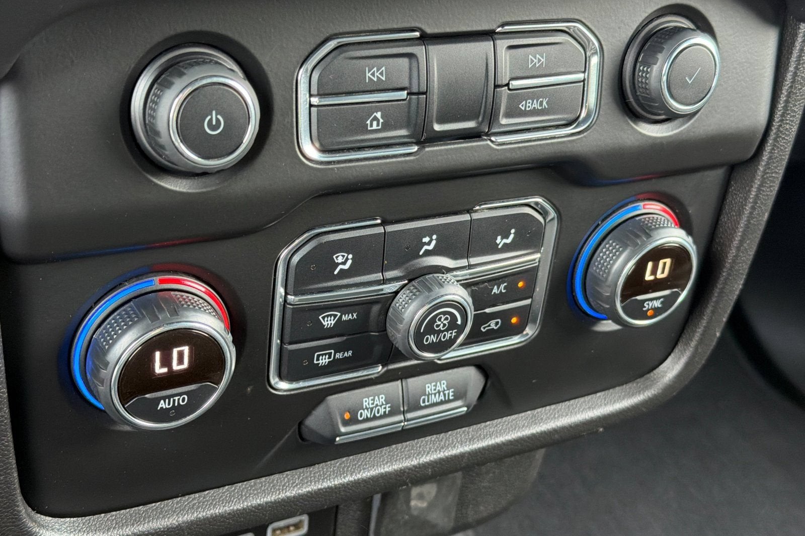 2021 Chevrolet Tahoe LS