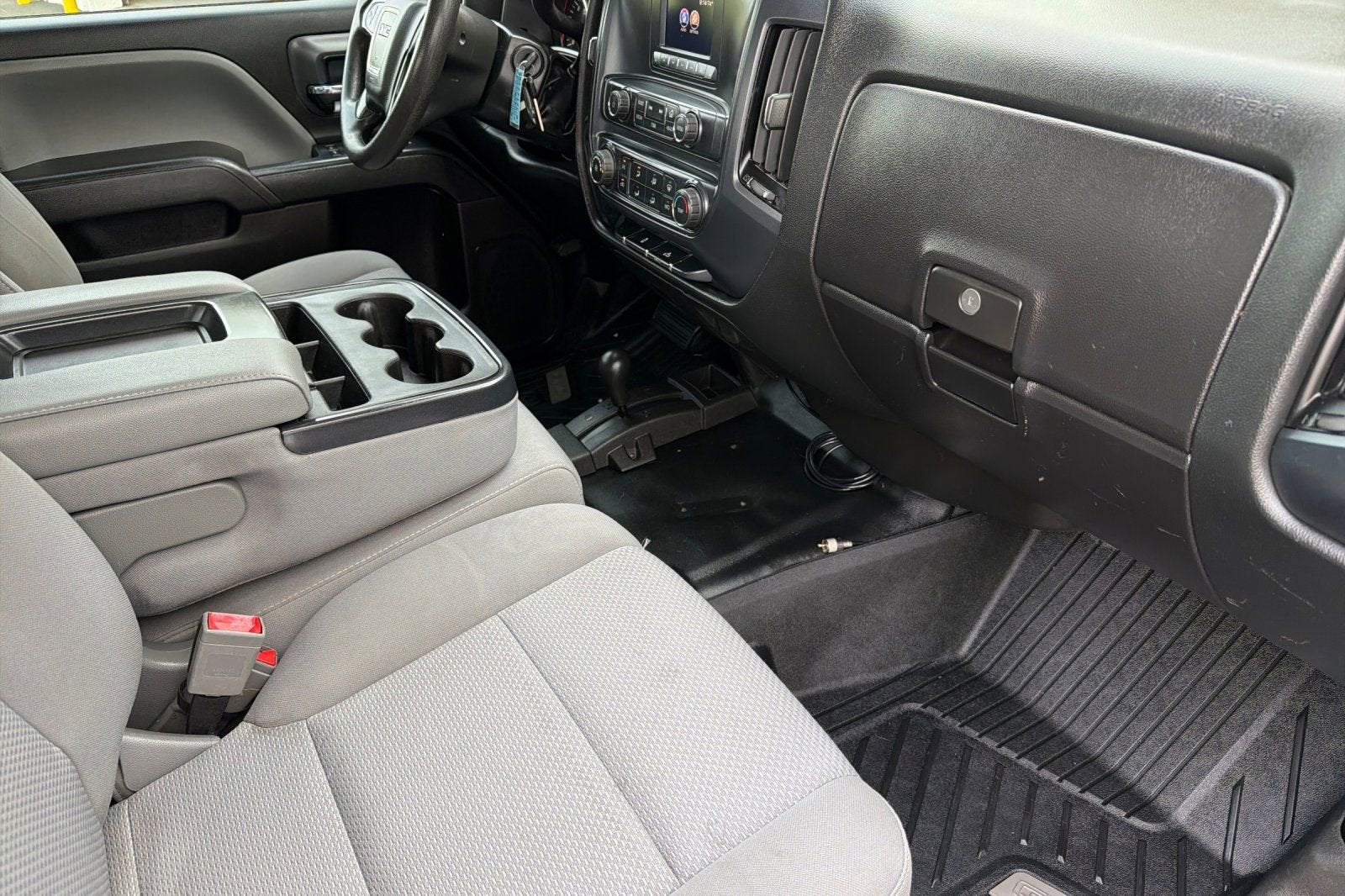 2017 GMC Sierra 2500 HD DBL CAB 4WD 144.2