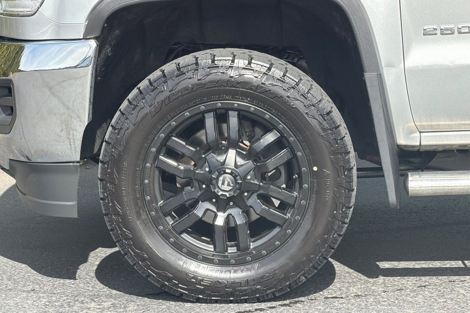 2017 GMC Sierra 2500 HD DBL CAB 4WD 144.2