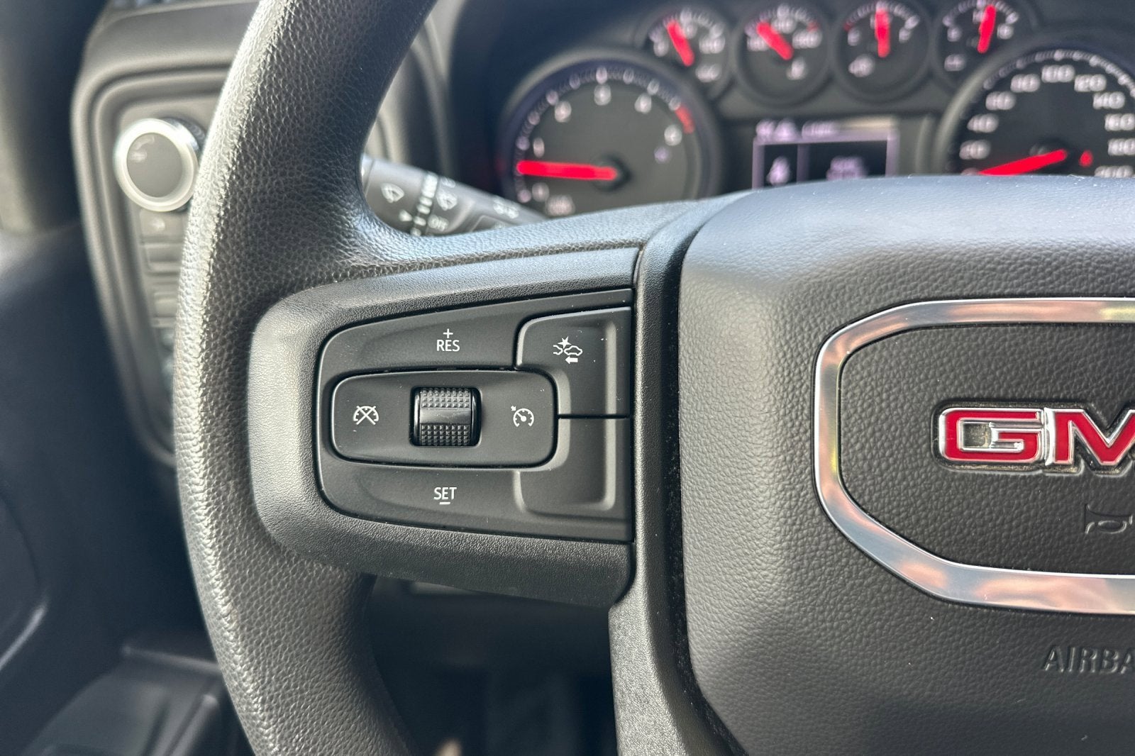 2024 GMC Sierra 2500 HD Pro