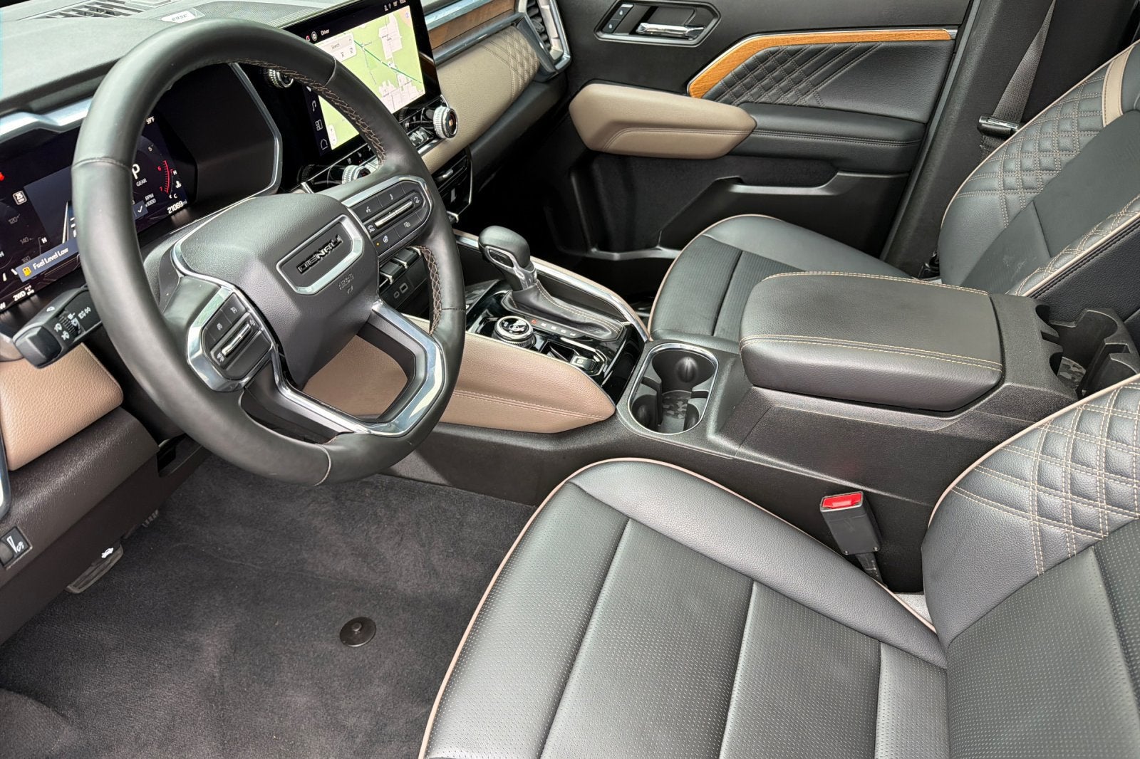 2024 GMC Canyon Denali