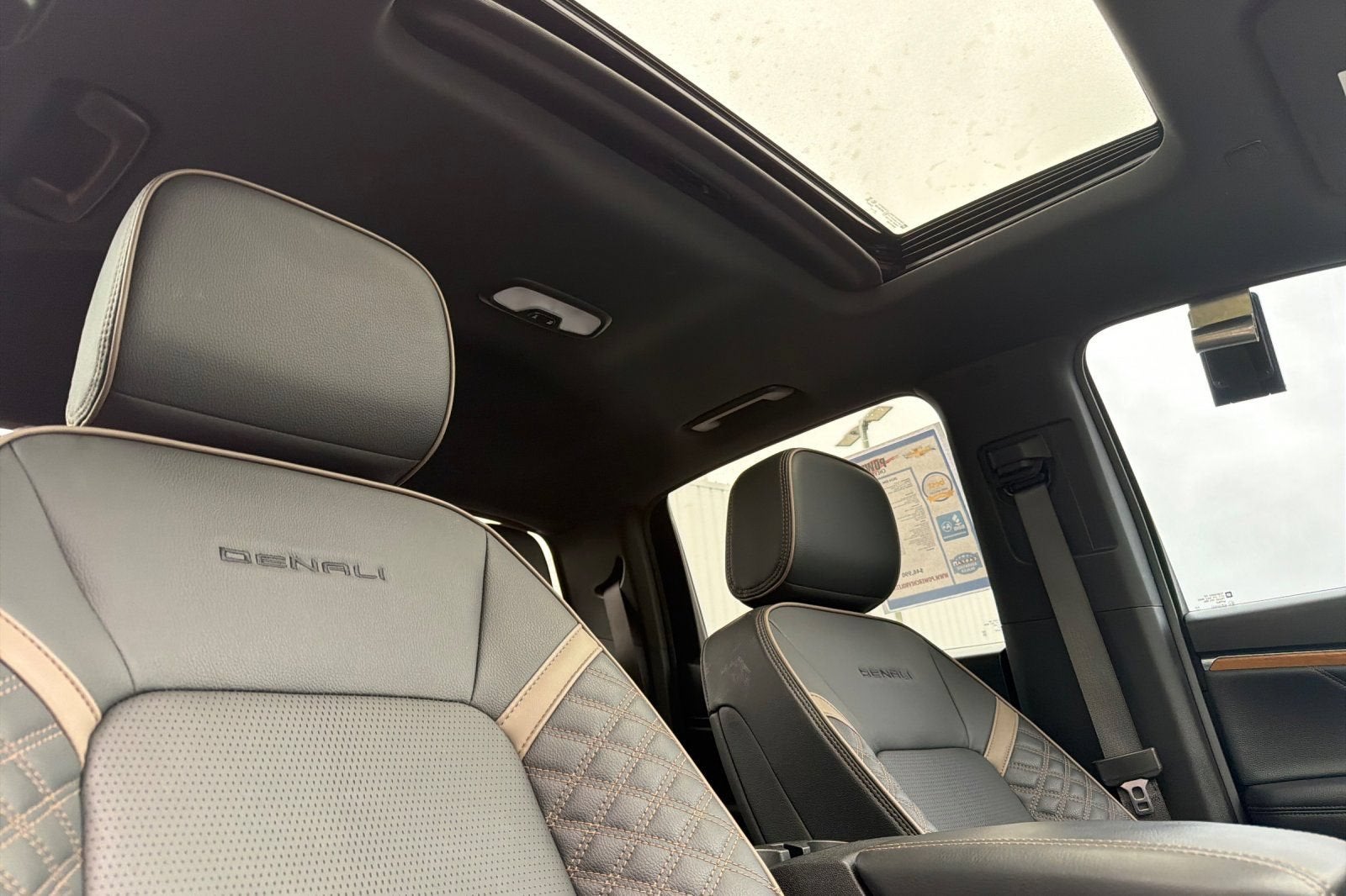 2024 GMC Canyon Denali