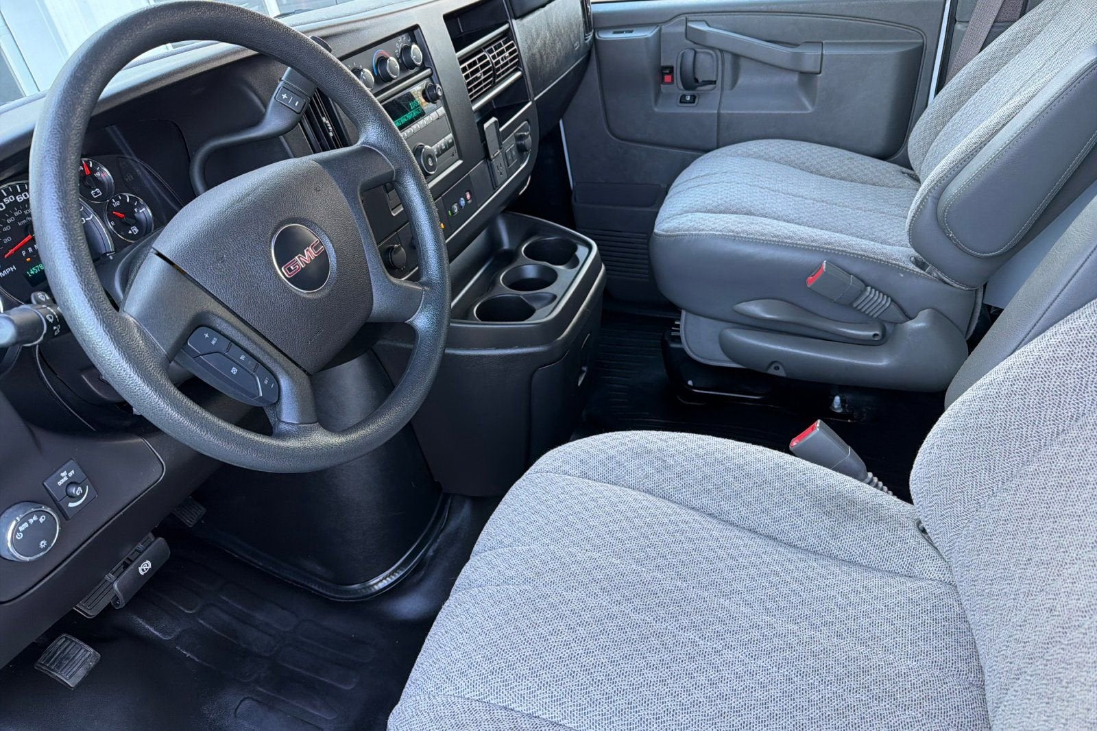 2024 GMC Savana Cargo 2500 Work Van