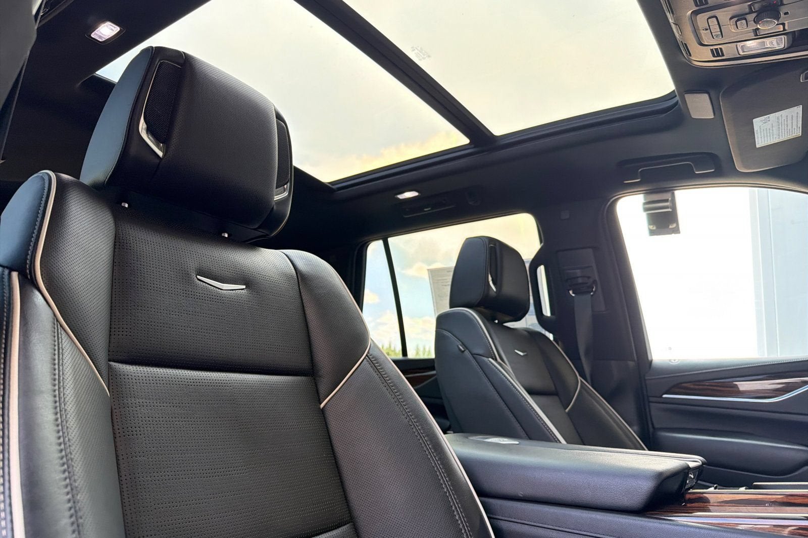 2023 Cadillac Escalade Premium Luxury