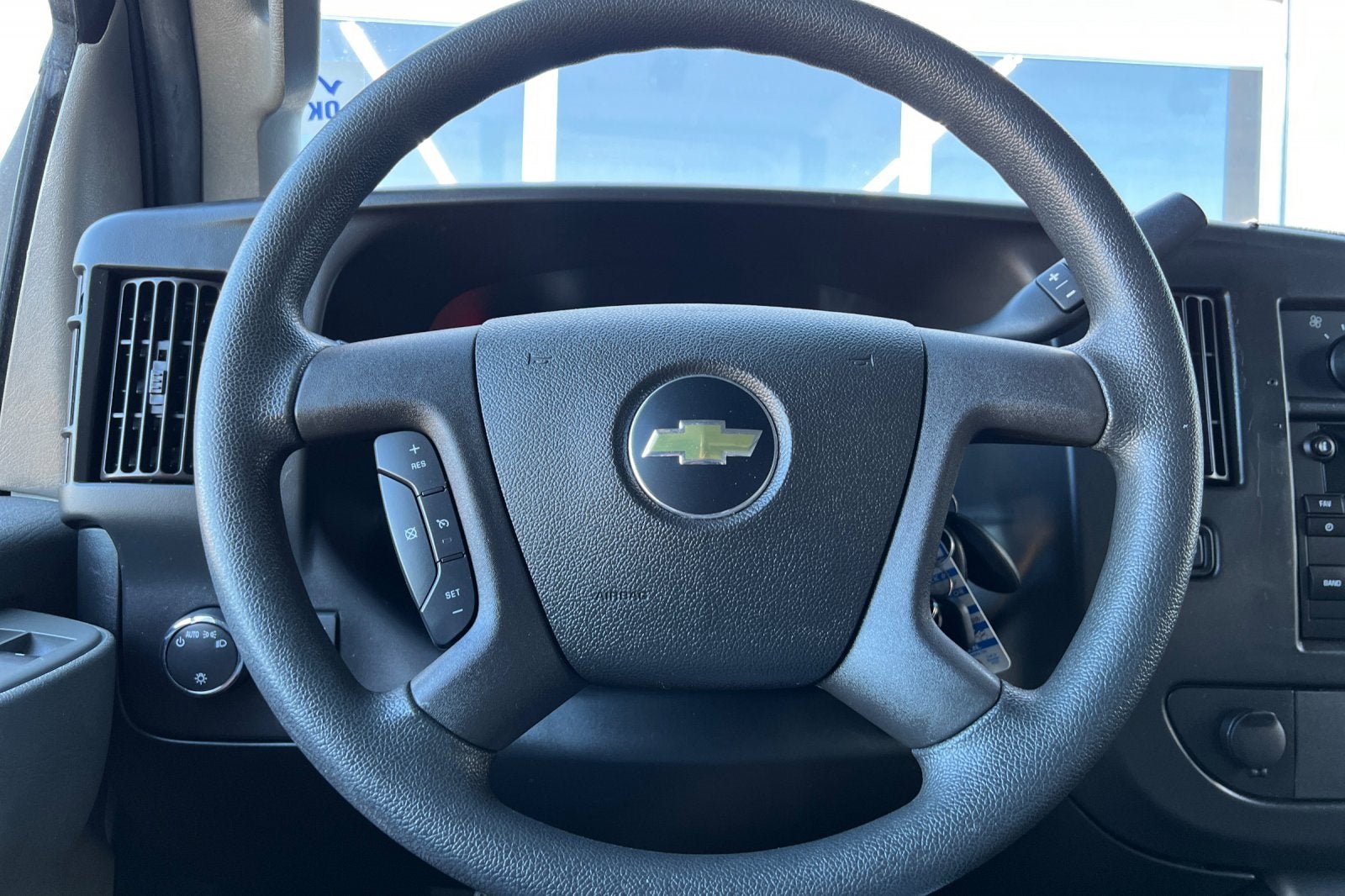 2017 Chevrolet Express Cutaway 3500 VAN 159"