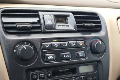 2000 Honda Accord Sdn LX