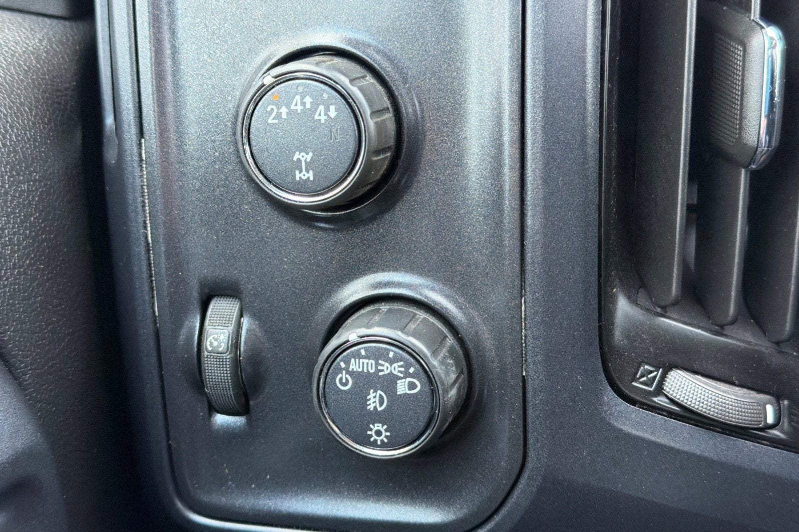 2023 Chevrolet Silverado 5500 HD Work Truck