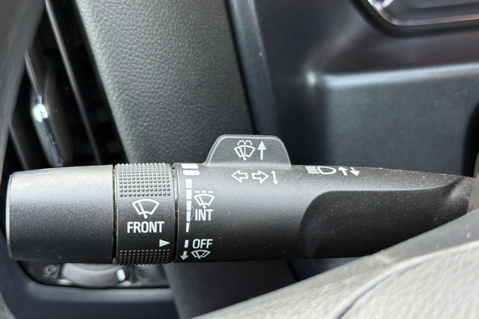 2023 Chevrolet Silverado 5500 HD Work Truck