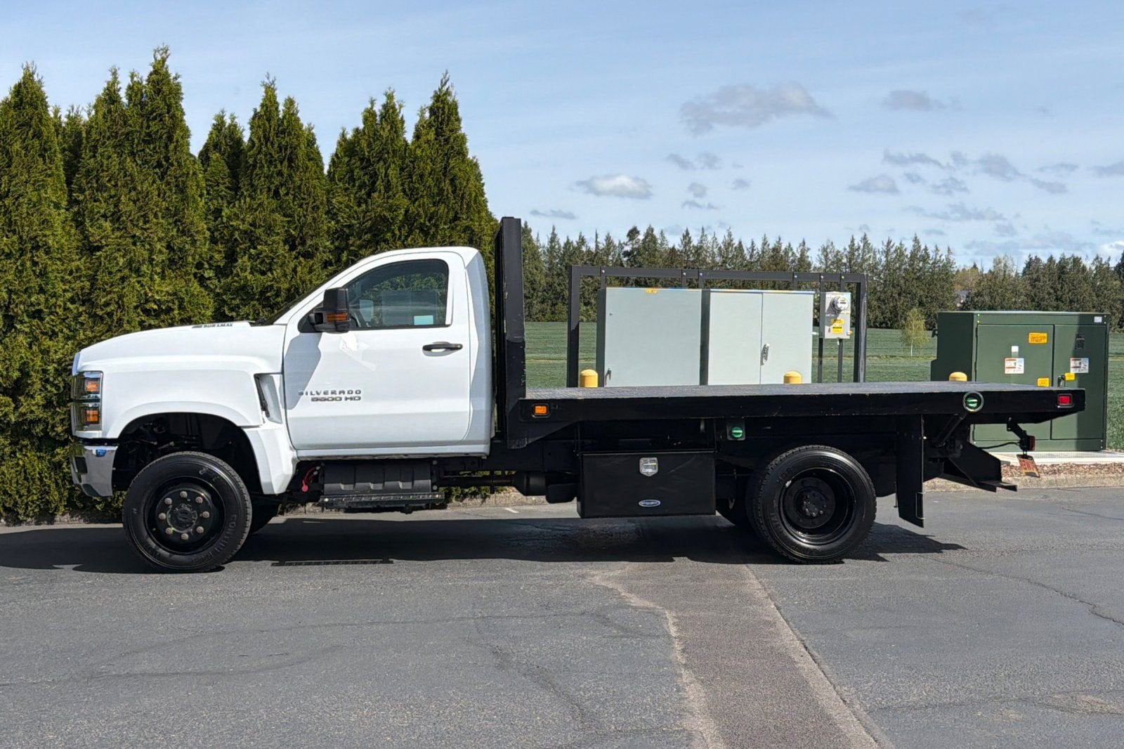 2023 Chevrolet Silverado 5500 HD Work Truck