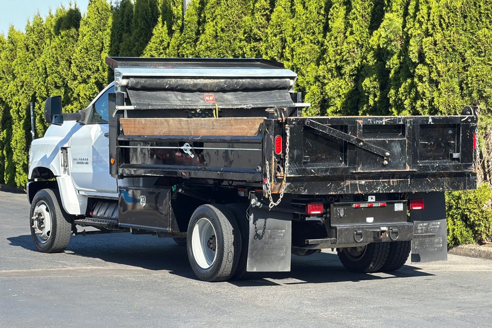 2023 Chevrolet Silverado 6500 HD Work Truck