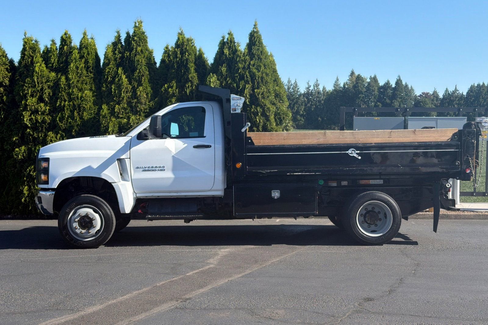 2023 Chevrolet Silverado 6500 HD Work Truck