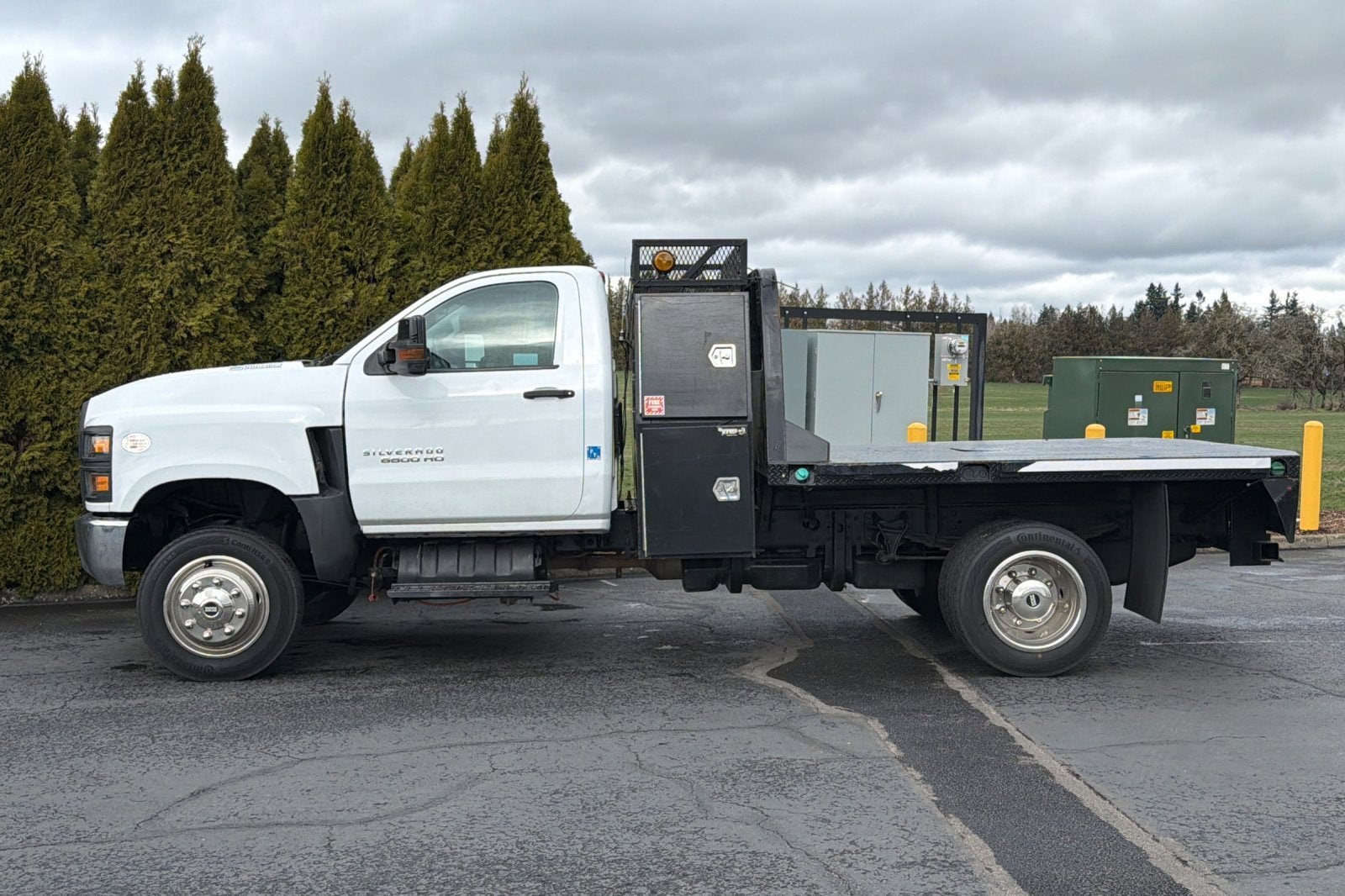 2019 Chevrolet Silverado 6500 HD Work Truck