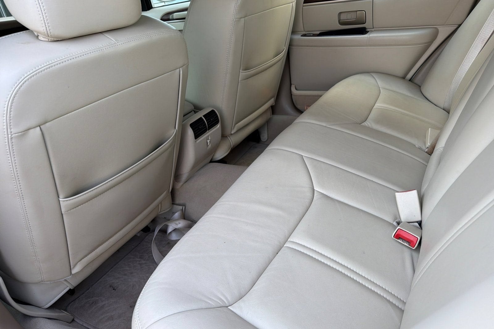 2006 Lincoln Town Car Signature Limited