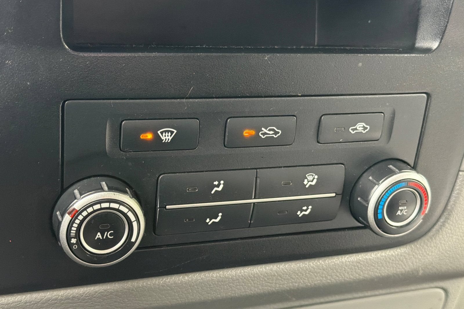 2017 Nissan NV Cargo SV