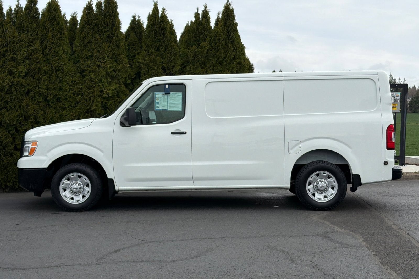 2017 Nissan NV Cargo SV