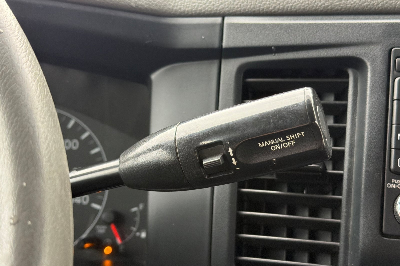 2021 Nissan NV Cargo SV