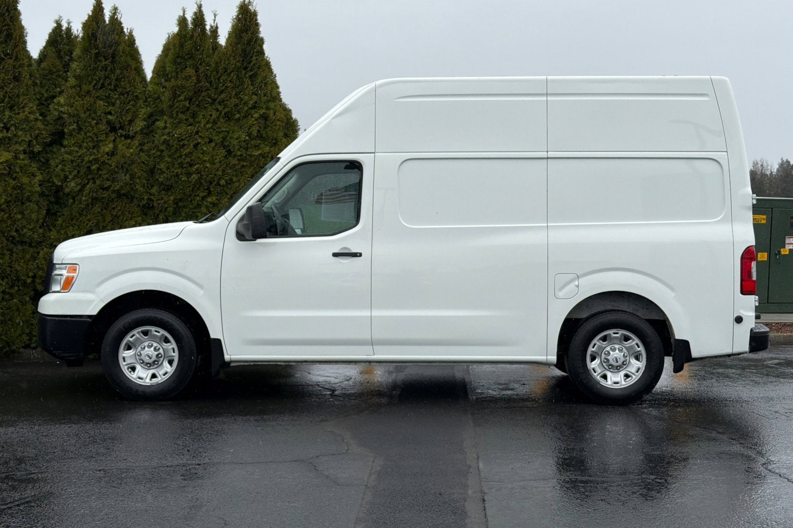 2021 Nissan NV Cargo SV