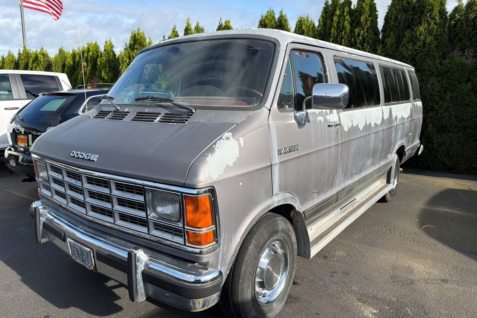 1992 Dodge Ram Wagon 3500 127" WB MA