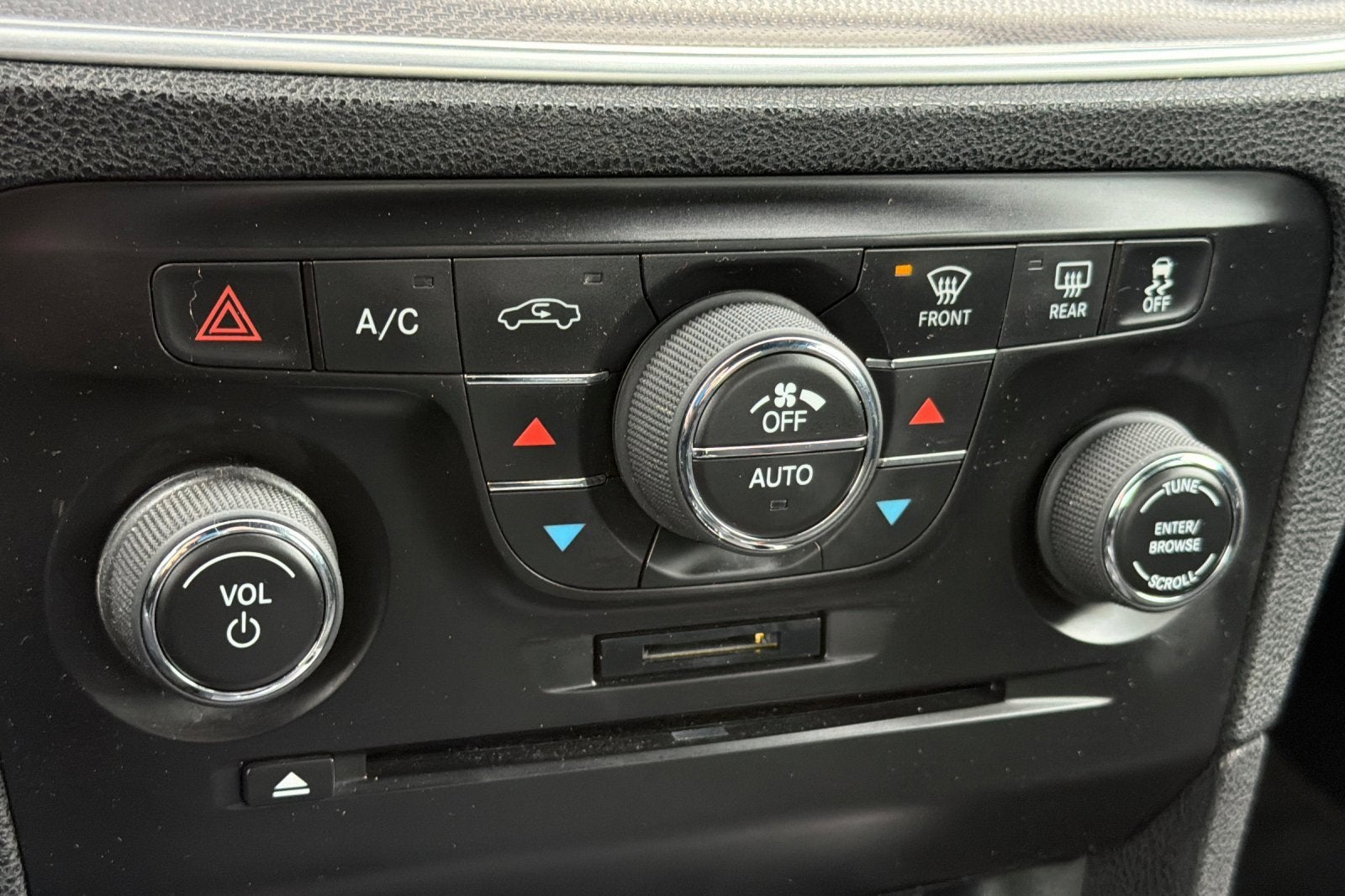 2013 Dodge Charger SXT