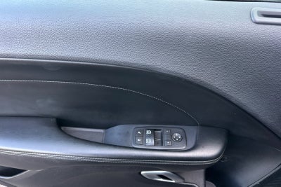 2017 Dodge Challenger SXT Plus