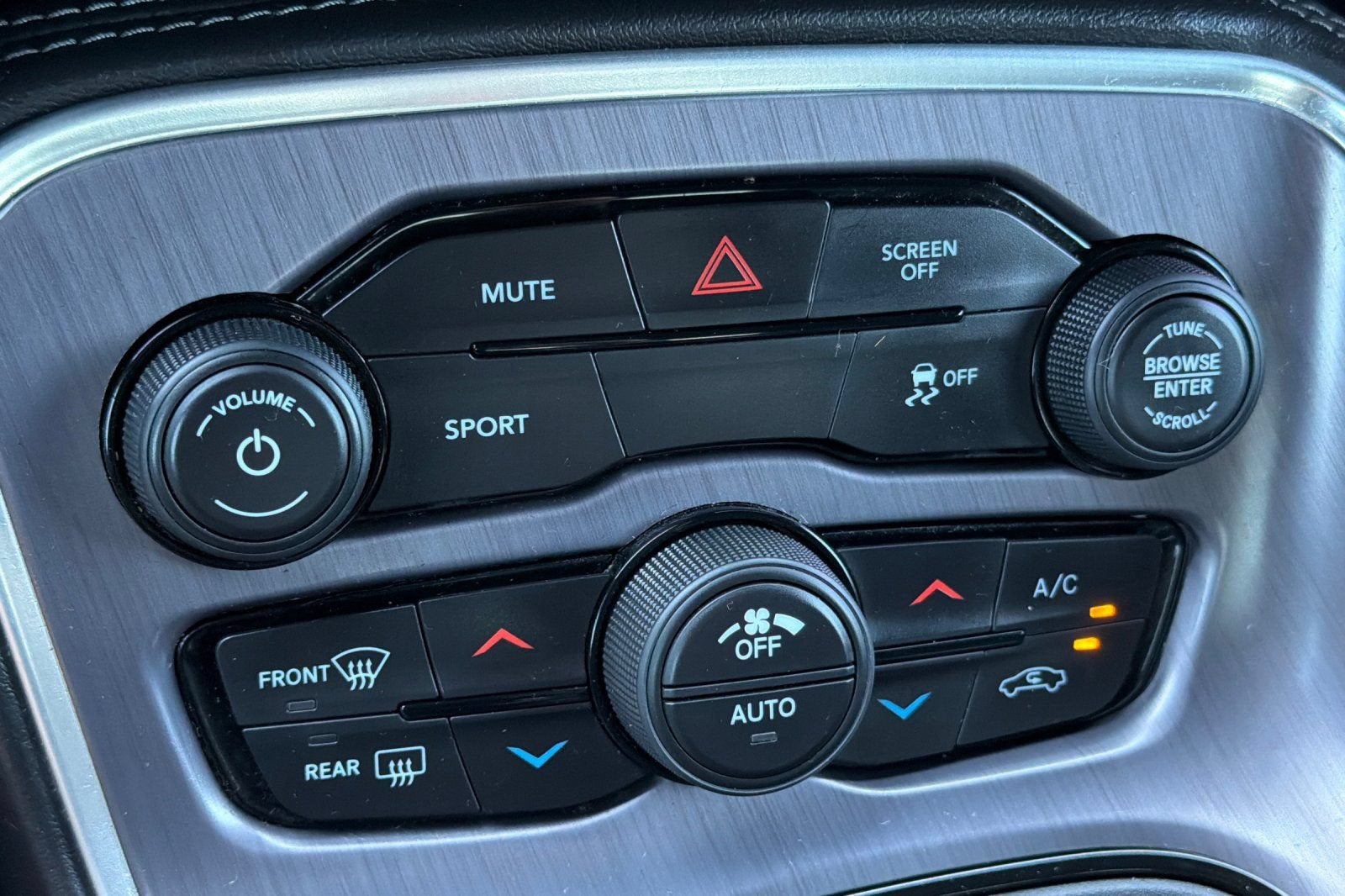 2017 Dodge Challenger SXT
