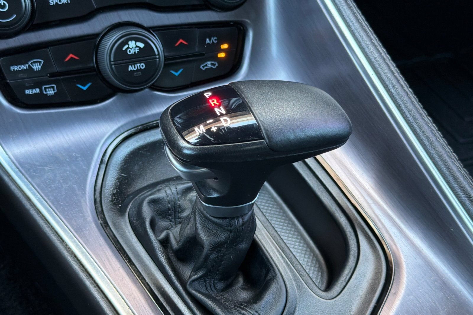 2017 Dodge Challenger SXT
