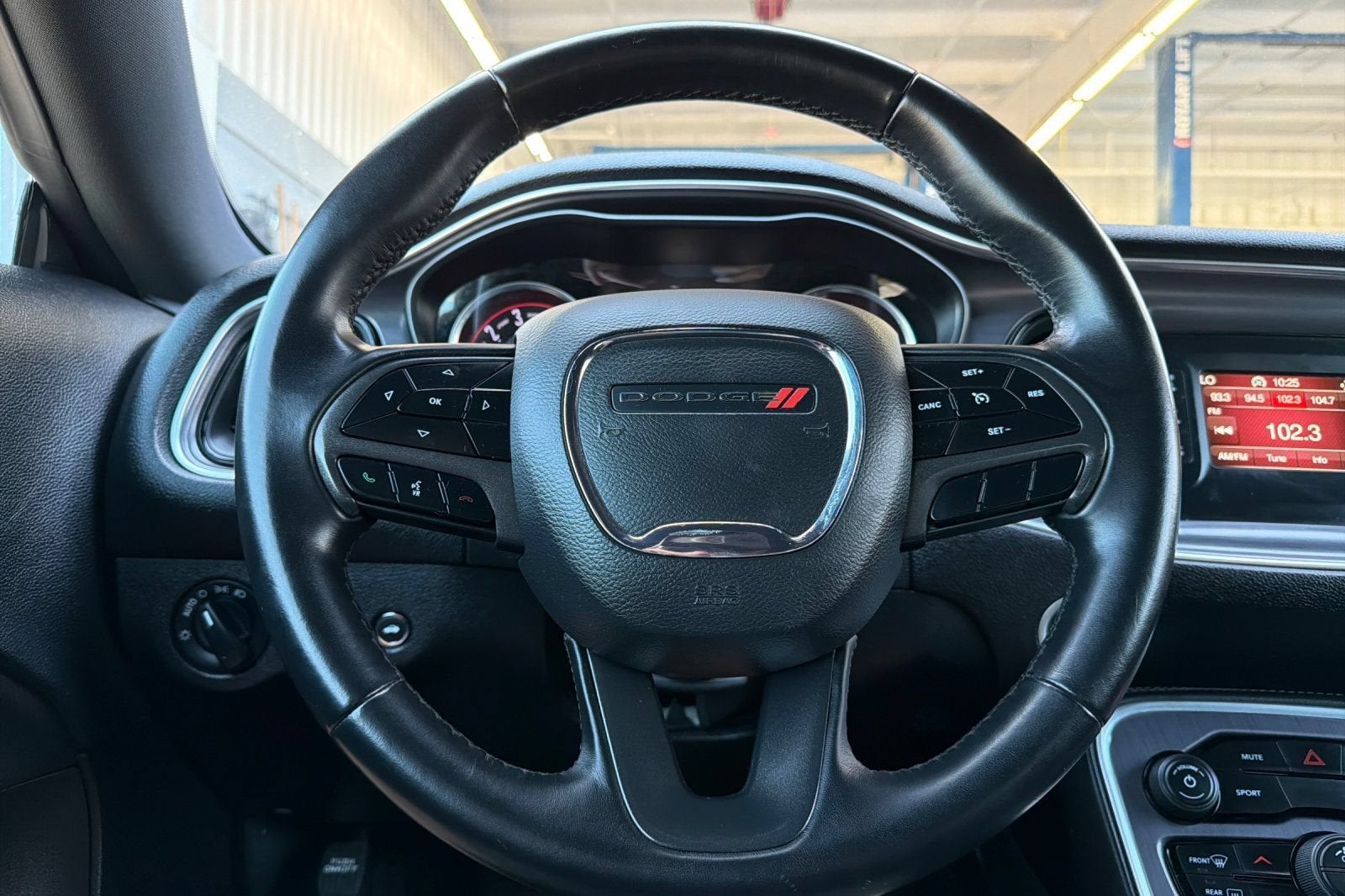 2017 Dodge Challenger SXT