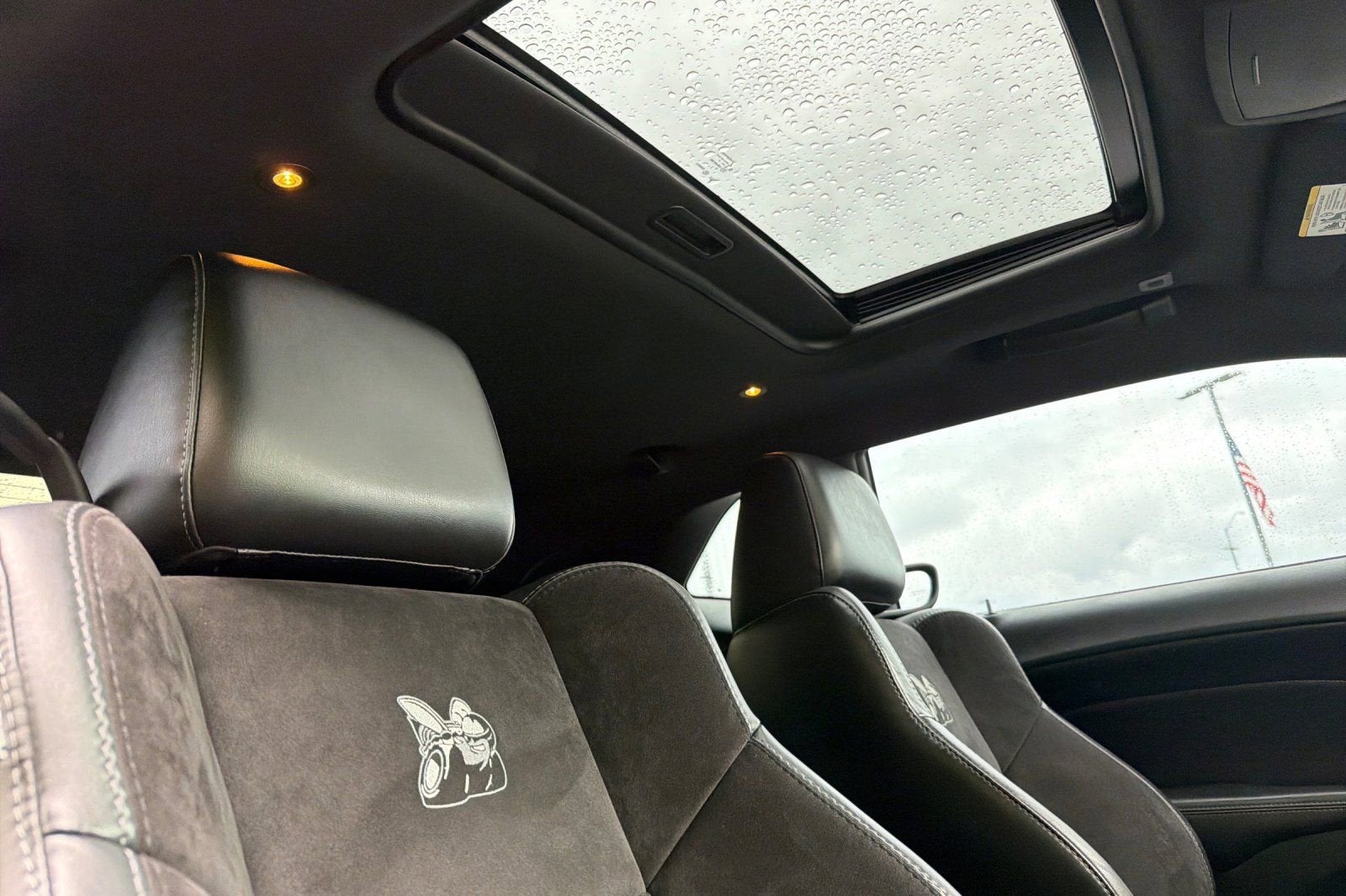 2018 Dodge Challenger 392 Hemi Scat Pack Shaker