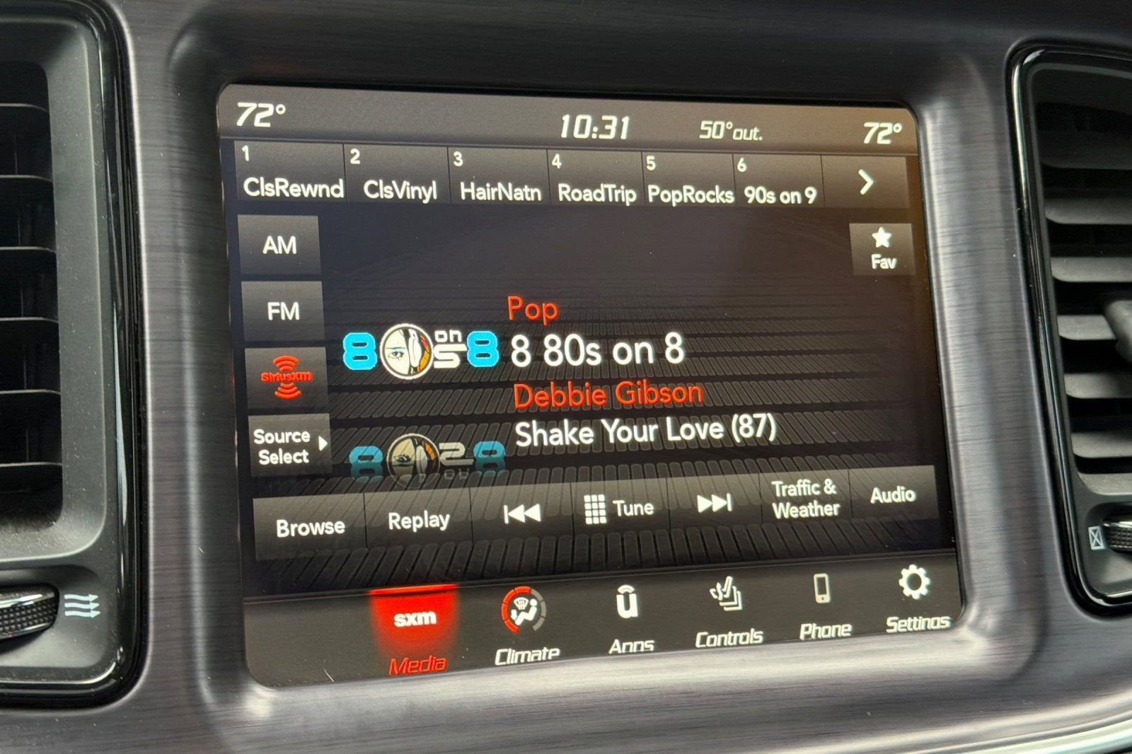 2018 Dodge Challenger 392 Hemi Scat Pack Shaker