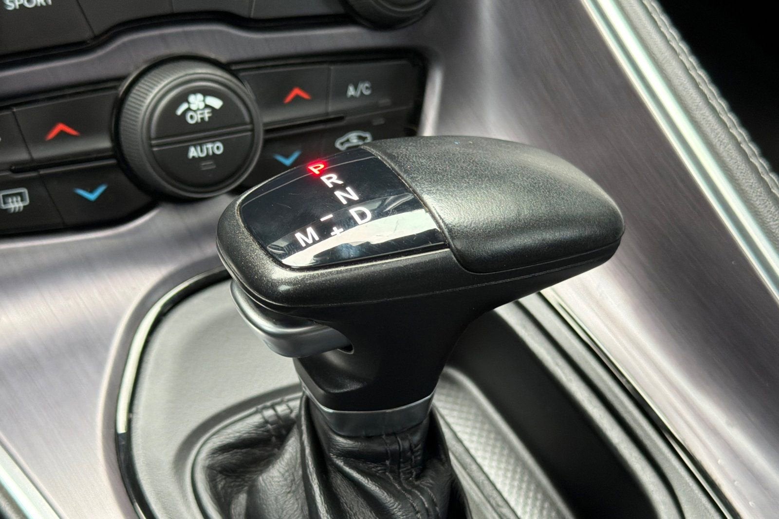 2018 Dodge Challenger 392 Hemi Scat Pack Shaker