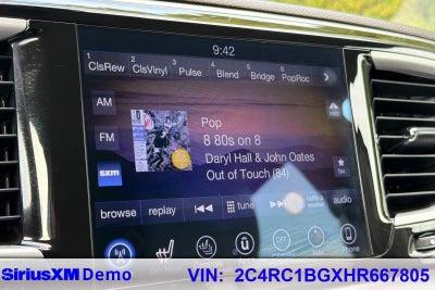 2017 Chrysler Pacifica Touring-L