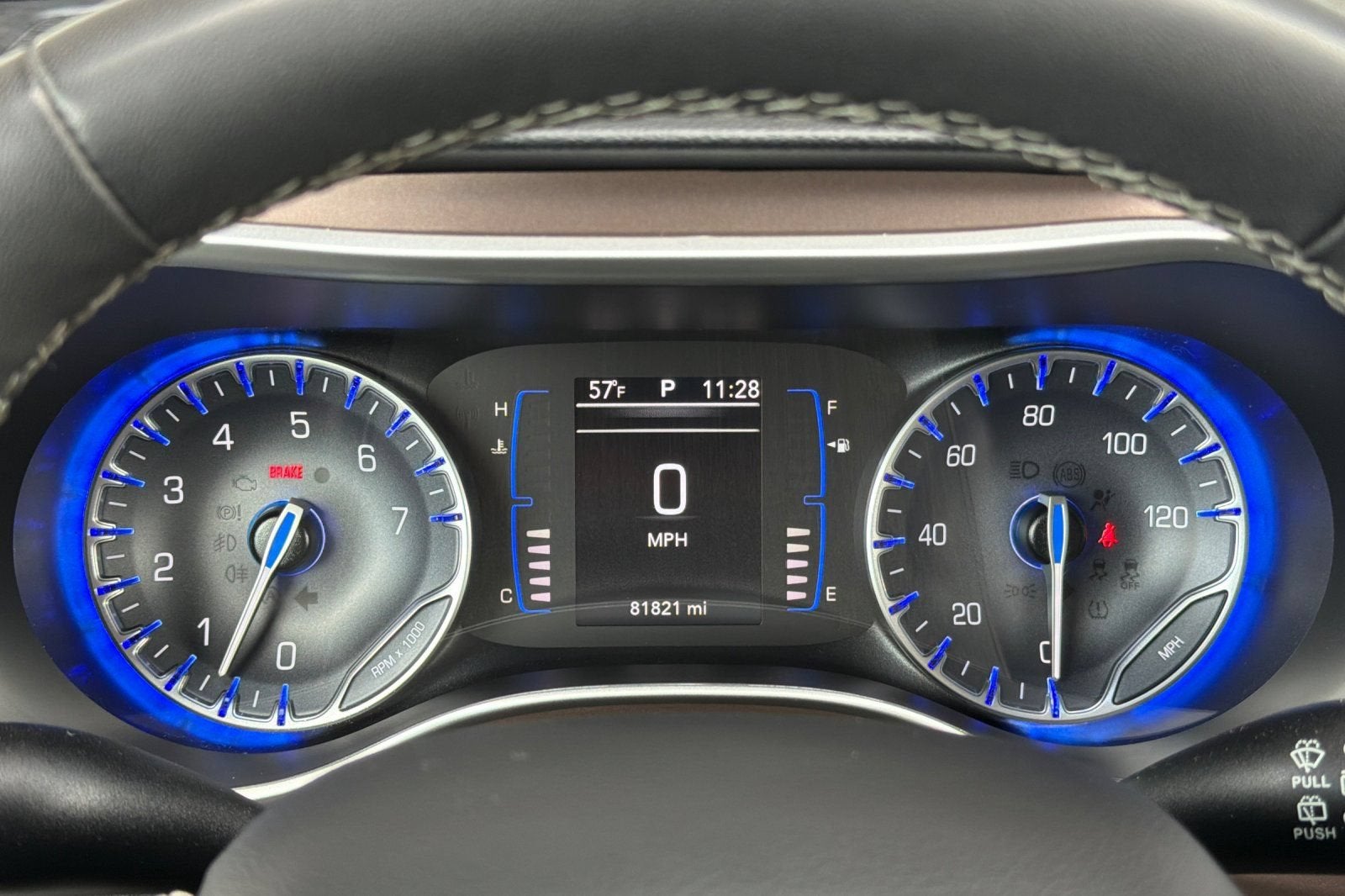 2022 Chrysler Voyager LX