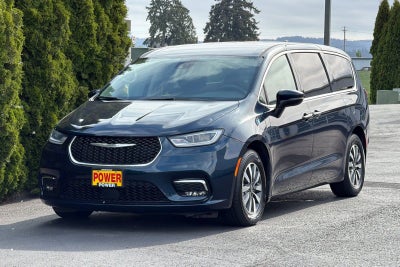 2023 Chrysler Pacifica Hybrid Touring L