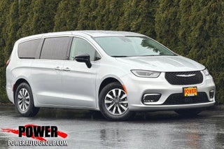 2024 Chrysler Pacifica Hybrid Select