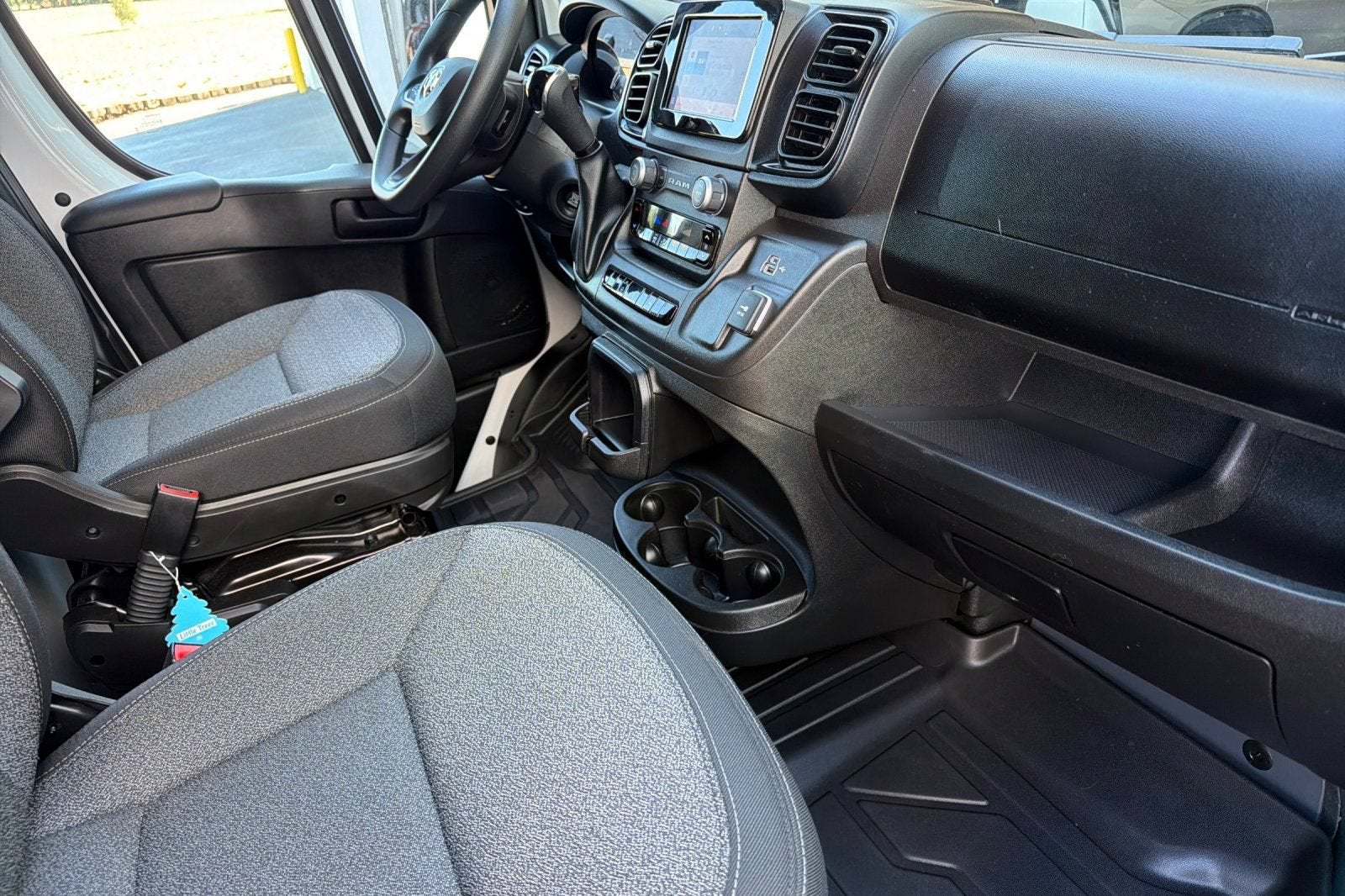 2025 RAM ProMaster Cargo Van Tradesman