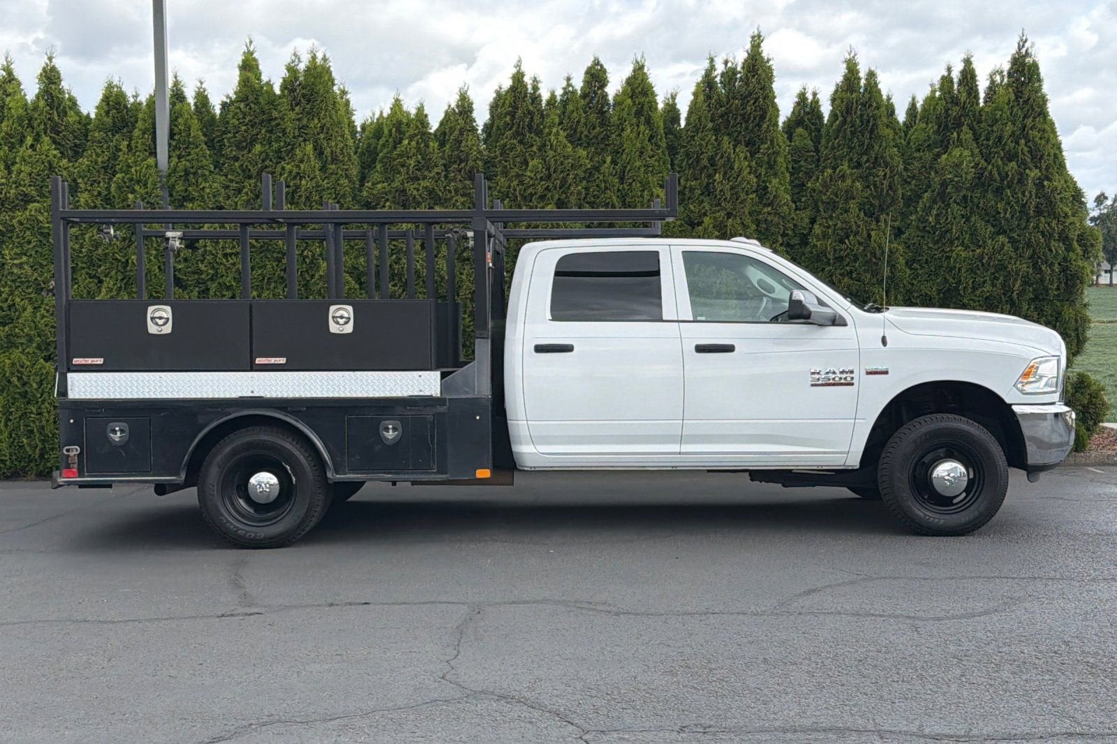 2018 RAM 3500 Chassis Cab Tradesman