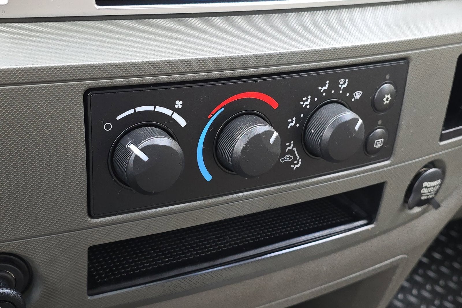 2007 Dodge Ram 3500 SLT