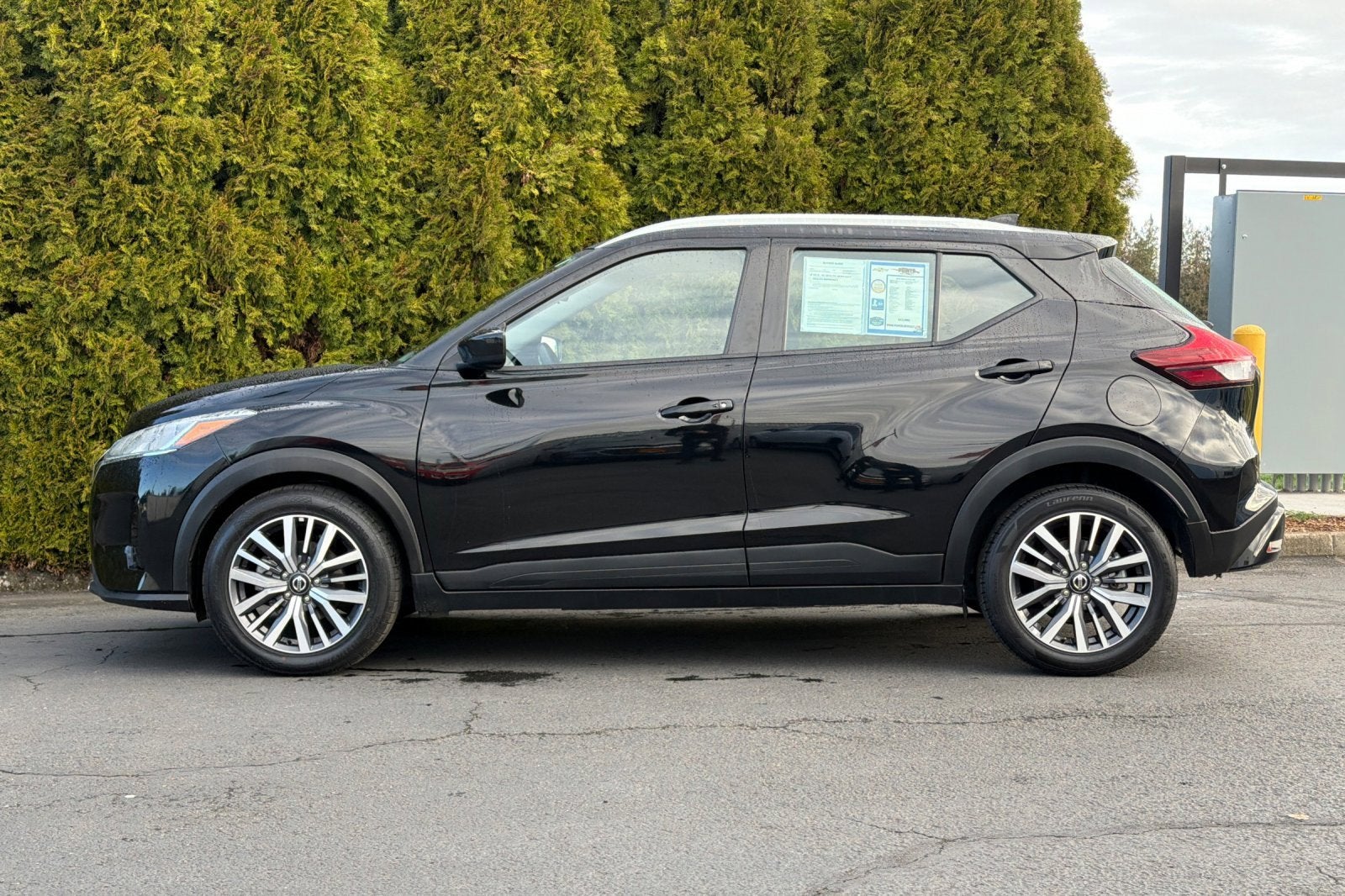 2021 Nissan Kicks SV